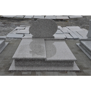 Nr G11-K160<br />Nagrobek Brąz królewski<br />Wzór: 2 płyty<br />Wymiar: 190x160x20 cm.