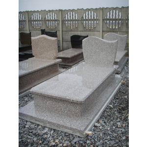 Nr G09-K110<br />Grobowiec Brąz królewski<br />Wzór: faza<br />Wymiar: 240x110x25 cm.